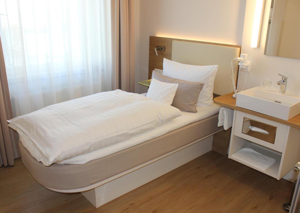 Stuettgens Hotel Velbert Eksteriør billede
